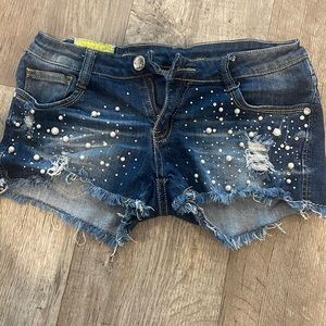 Pearly jean shorties